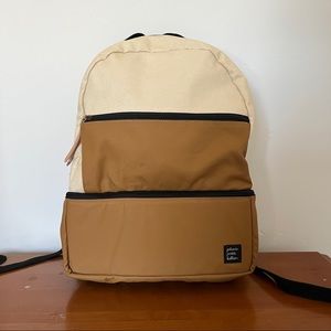 Petunia pickle bottom axis backpack